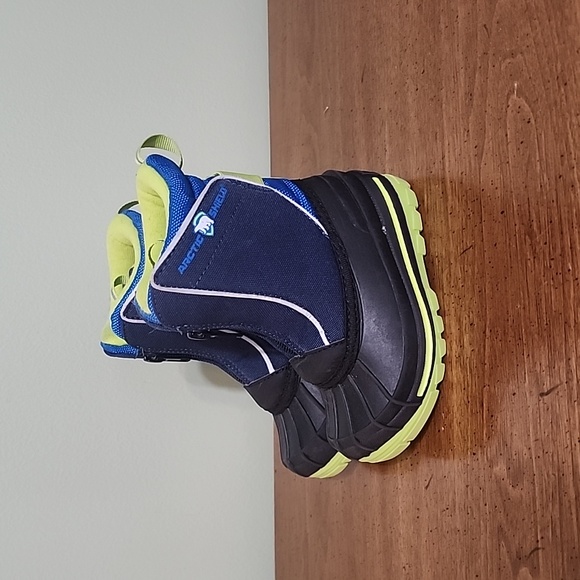 Artic Sheild snow boots - Picture 1 of 7